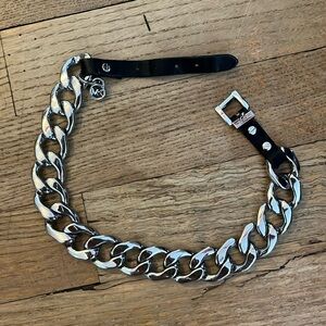 Michael Kors choker